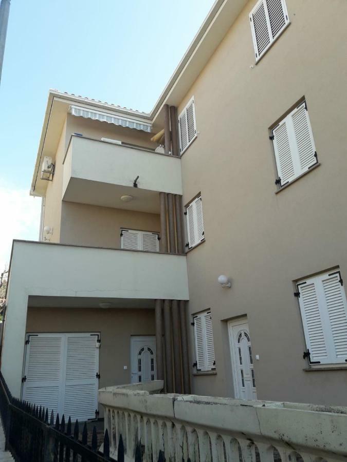 נובי ווינודולסקי Studio Apartment Jasna מראה חיצוני תמונה